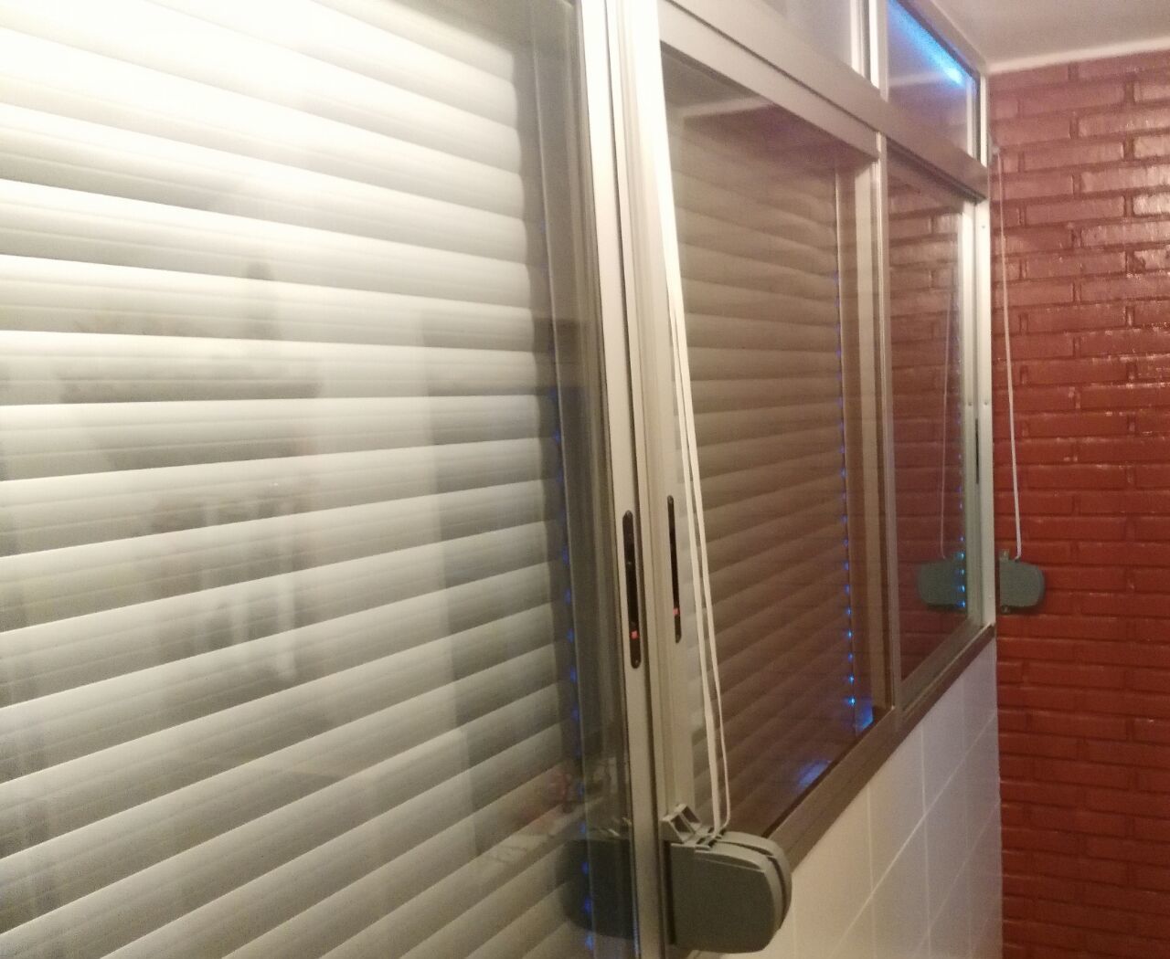Persianas de aluminio instaladas por Persianas Valero en Valencia