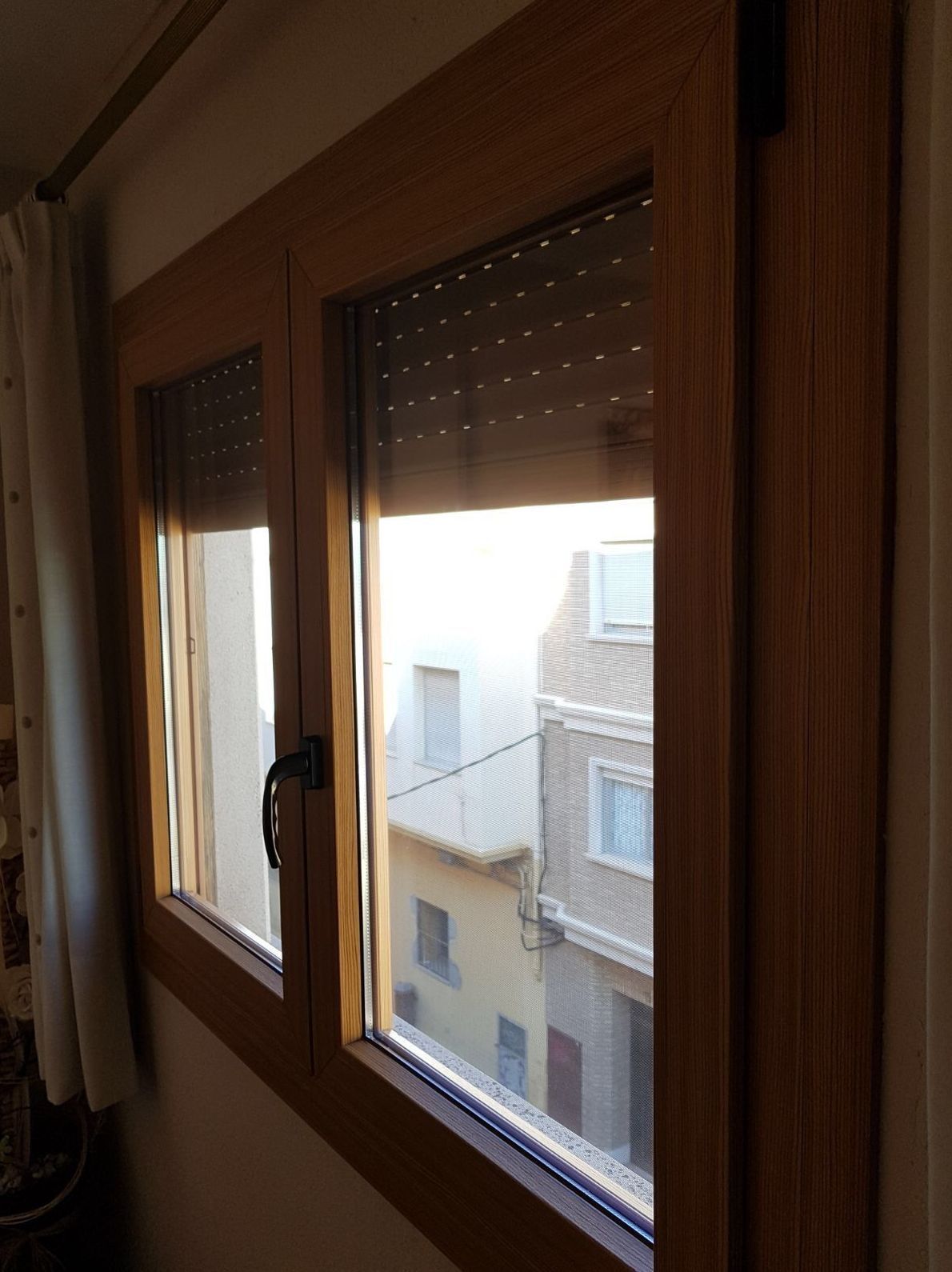 Instalación de ventanas de PVC Cortizo